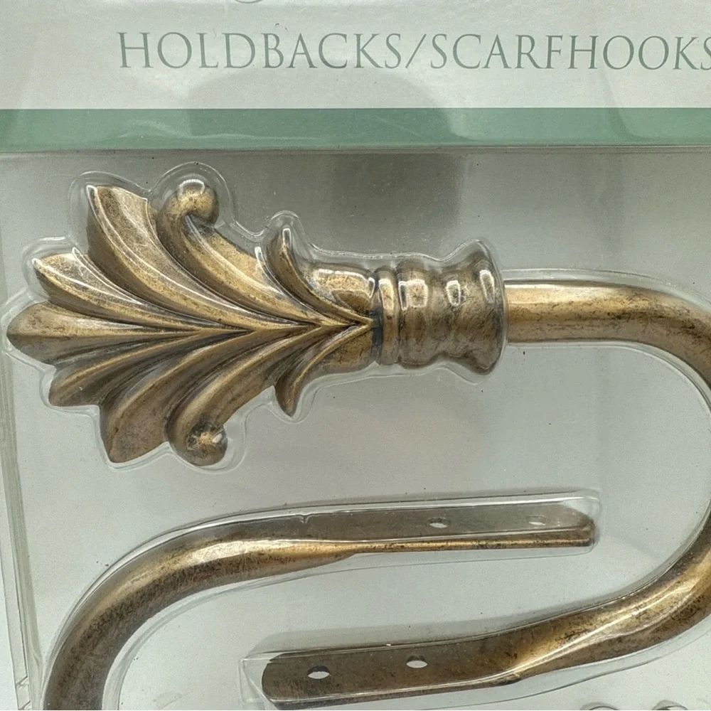 Waverly Garden Room Drapery Metal curtain Drapes Holdbacks/ Scarfhooks Set